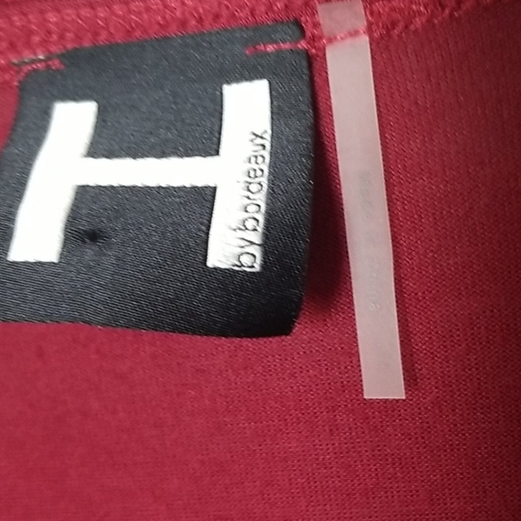 H by bordeaux burgundy large scoop neck long sleeve top - Picture 2 of 9